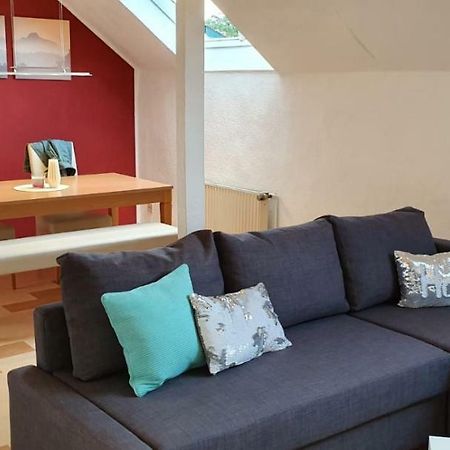 Ferienwohnung Leo Duisburg - Naehe Bahnhof Esterno foto