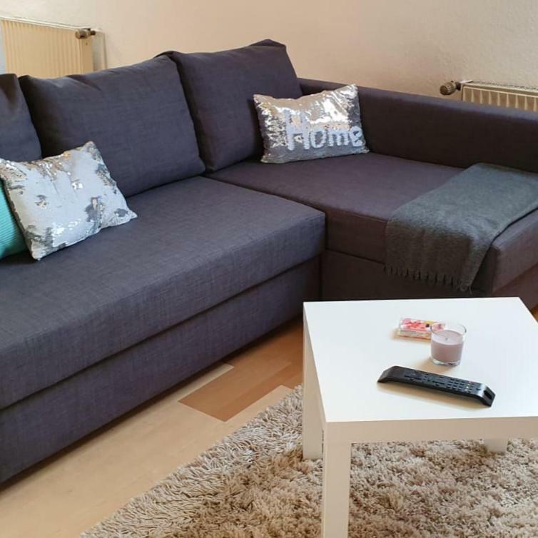 Ferienwohnung Leo Duisburg - Naehe Bahnhof Esterno foto